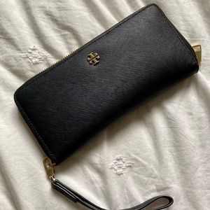 Tory Burch leather wallet